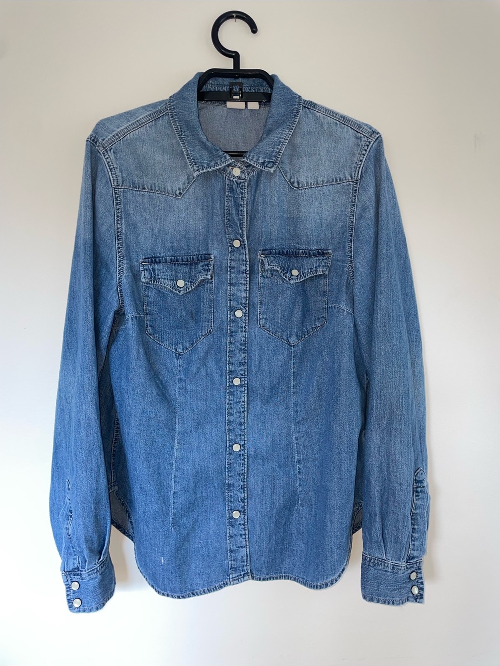 GAP Light Blue Denim Jean Jacket